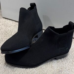 Viviana Black Knit Ankle Boots